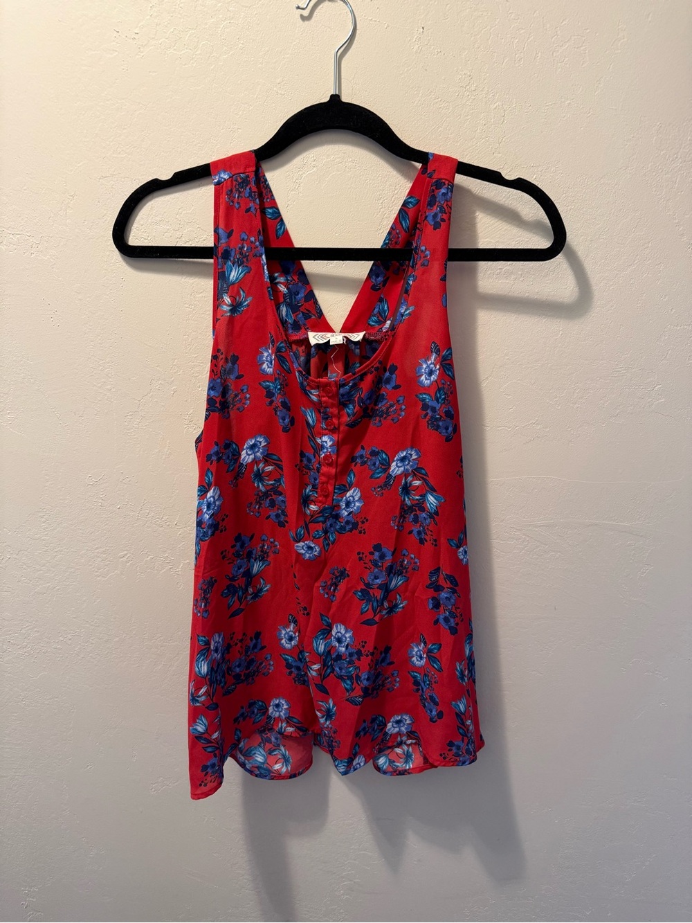 Red Floral V-Neck Sleeveless Tank Top